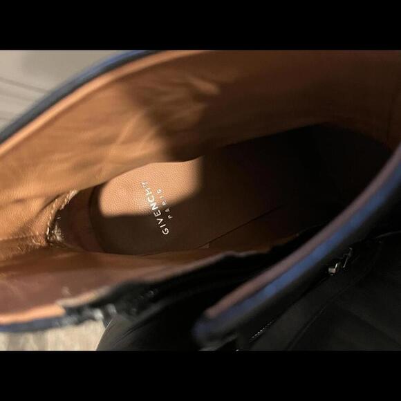 Givenchy Laura Chain Boot - Picture 5 of 9